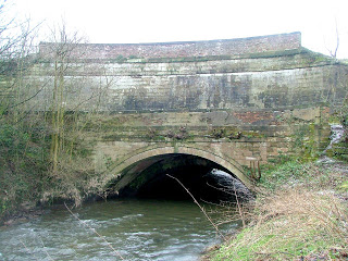 Aquaduct carrying Bridgewater canal over Bollin from river